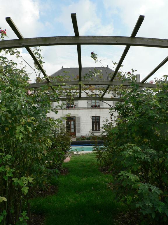 Hotel Entre Cour Et Jardin Châlons-en-Champagne Exterior foto