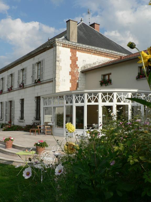 Hotel Entre Cour Et Jardin Châlons-en-Champagne Exterior foto